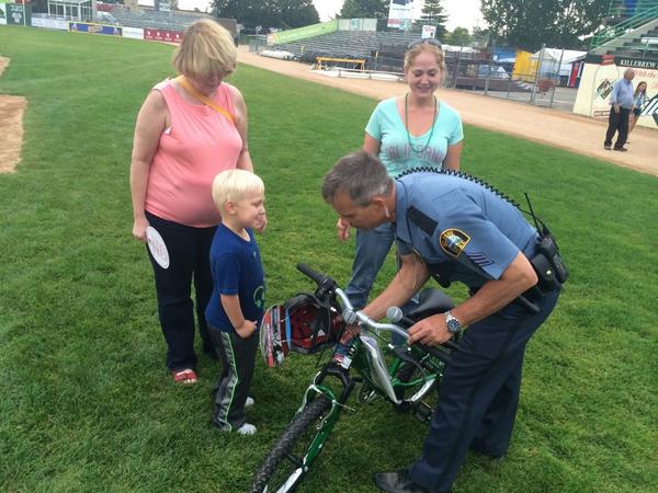 sppdmn's tweet photo. Our third winner gave the hardest celebratory fist bump ever. Thanks for making his day, @Target #sppdcommunity http://t.co/uSH66CM8vf
