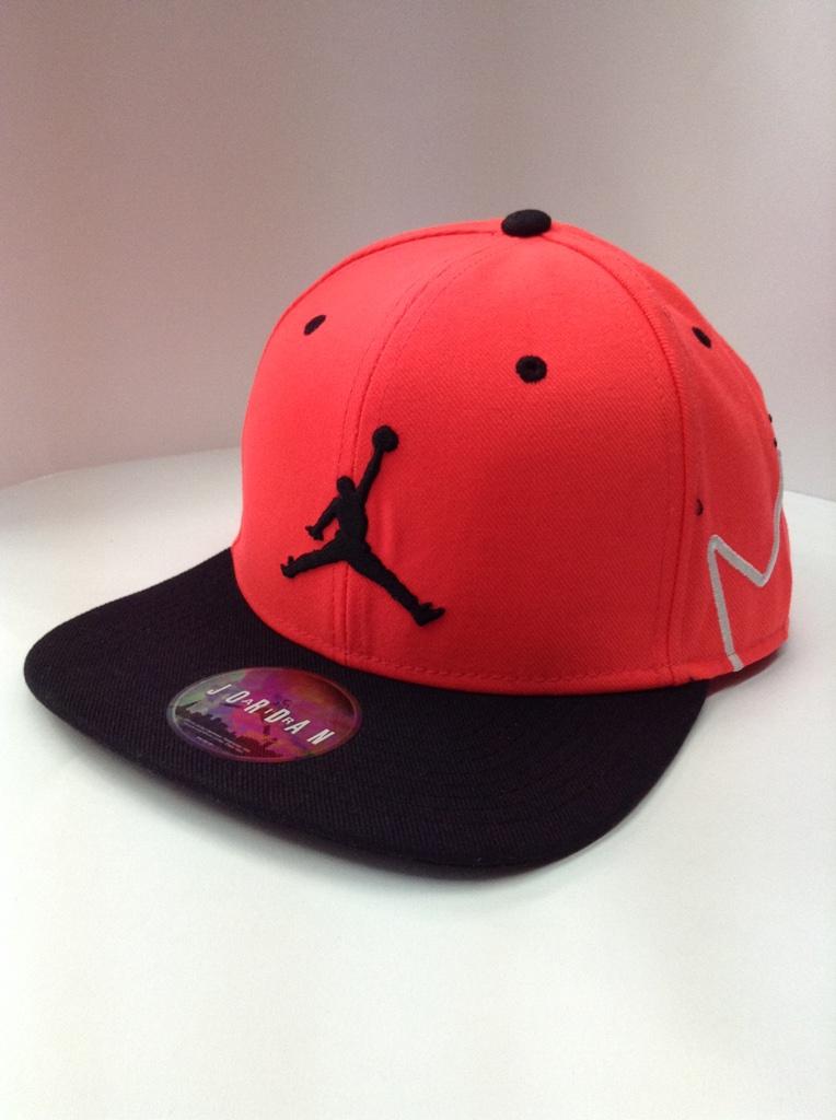 Exclusivo on X JORDAN RETRO 6 INFRARED SNAPBACK 600 http t TGUMLjlB21 X