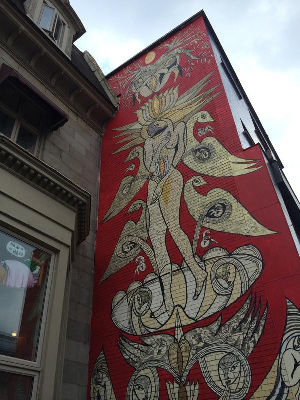 evans23p's tweet photo. Busy exploring the city of Montreal. Is really nice here. http://t.co/KtpJTAiPGP