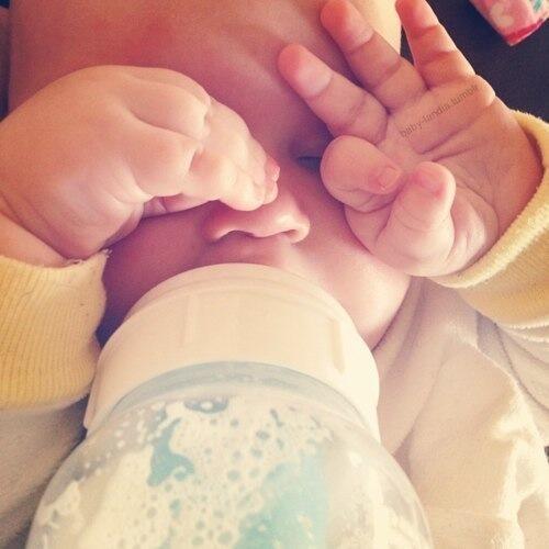 jasminegdr_'s tweet photo. Poi c'è lui che mi fa passare le notti in bianco... Amoreee http://t.co/MevRRtvUTK