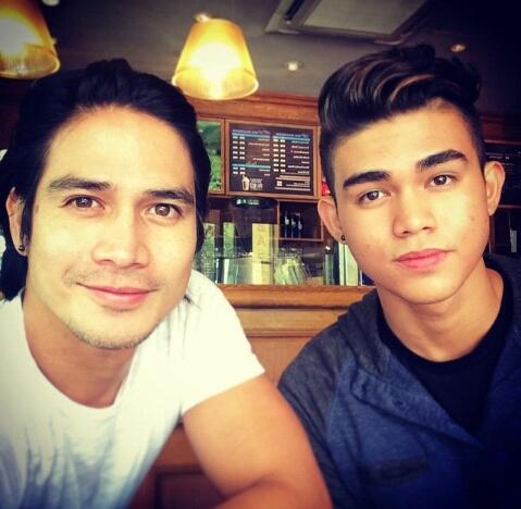 inigocutiesofc's tweet photo. "@InigoIsMyBae: Father & son. Can't wait!! #InigoPascualOnASAPGameOn http://t.co/ZAzEd0UHJ8"