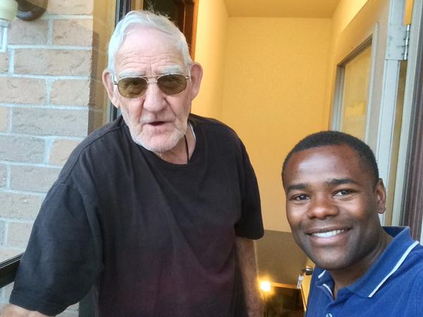 MohamedMOSalih's tweet photo. Always great chatting with #seniors and honoured to have support from all generations #ldnont #ldnvotes #mo4w3 http://t.co/6VR7mQUNIa