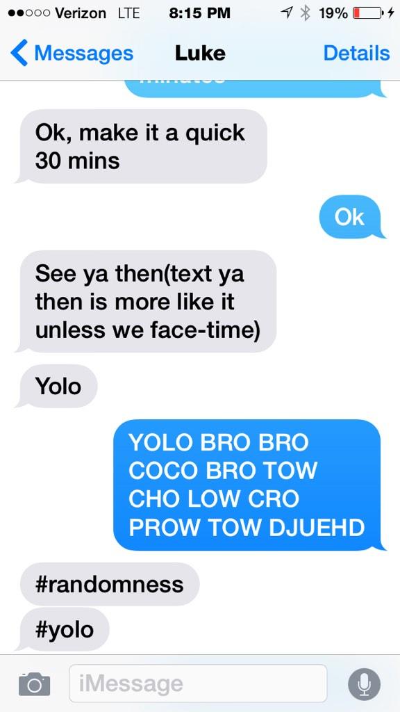 CakeLaser's tweet image. Best convo ever #bff #texting #epic #yolo #swag