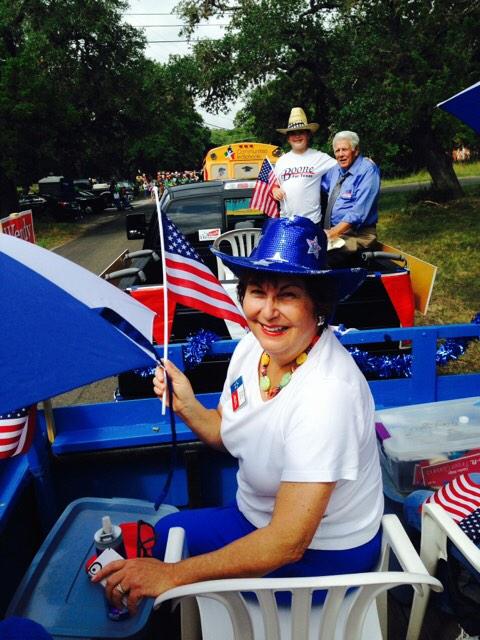 ComalCoDemParty's tweet photo. Awesome pics from the Bulverde Jubilee Parade today! #comalcountydems #txdems http://t.co/xDG9M2vGPR