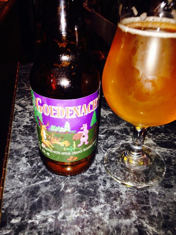 srock08's tweet photo. @draailaag #houseof1000beer #Goedenacht http://t.co/Oj1qPDDXT3