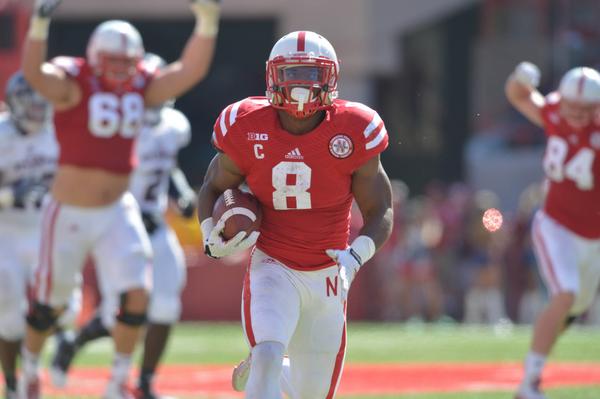 MerrimanTweets's tweet photo. Take a bow Ameer Abdullah! You now hold the @Huskers record for the most all-purpose yards from scrimmage! http://t.co/yjAsCAL5eJ