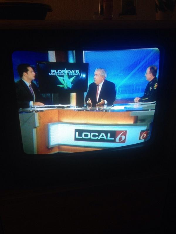 AngShearer's tweet photo. @JohnMorganESQ is the man!!! #VoteYesOnAmendment2 #VoteYesOn2 #DoIt #Florida http://t.co/qUOzYFJsPc