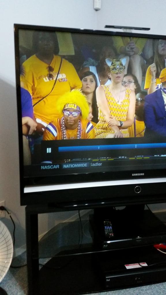 Mamawolf67's tweet image. @Mirohan you are the #1LSU Fan for real!! @LSUfball