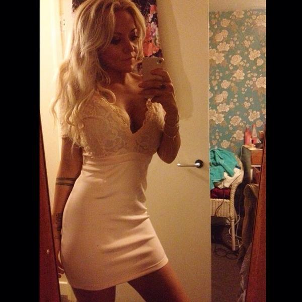 leah_newcombe tweet picture