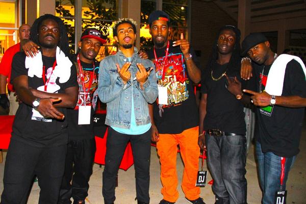 _thamonstaz's tweet photo. S/O to @VicMensa you Killed Shit Bros! Real recognize Real!! Wit @1andonlyCITY @GODaGr8 @active510 #Redfest2014 http://t.co/dBK6XnCo33