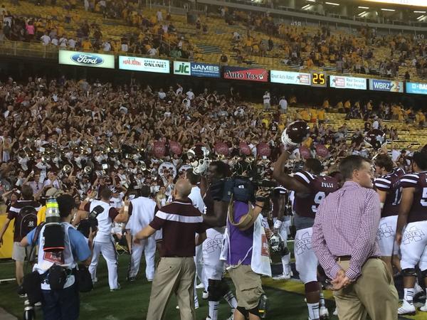 ReedDeSalvo's tweet image. Craziness ensues in the South end zone of Tiger Stadium. Final: MSU 34, LSU 29. #MSSTvsLSU