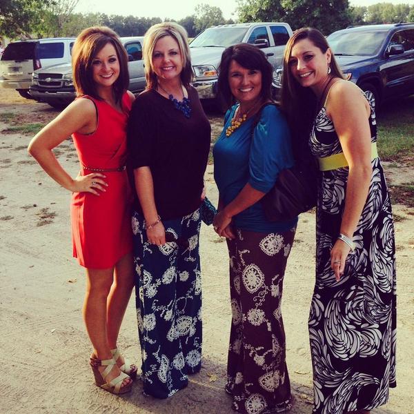 LindseyBGentry's tweet photo. #KulsaPartyFor2 http://t.co/hl0lbyI2Z5