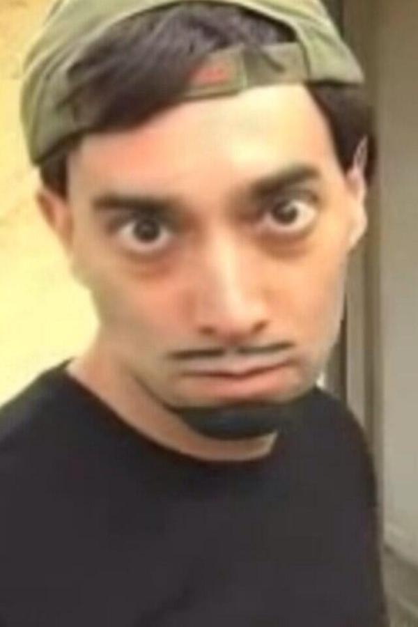 cuntneydick's tweet photo. CHEEZITS CHEEZITS CHEEZITS http://t.co/qXujnZLPEk