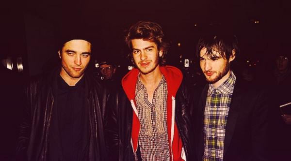 you_idiot's tweet photo. #TomSturridge #RobertPattinson & #AndrewGargield #EnglishMenCrush http://t.co/fKRrgcJk1N