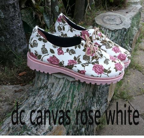 Only 125.000 
Size : 36 - 40
Reseller min 3psg - 5.000/psg 
pin : 32FE1515 
Line : riskiapriliia 
Wa : 081213607644