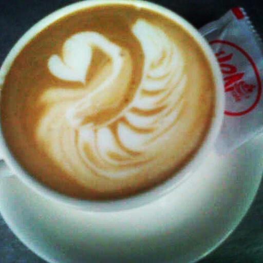 Ijen Cafe tweet media