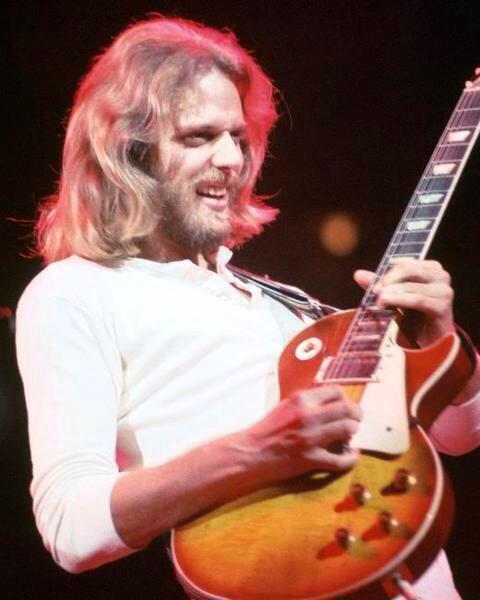 Happy birthday to former Eagles guitarist Don Felder! 