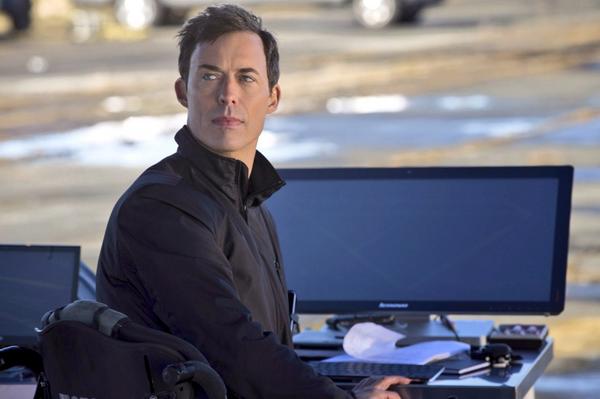 CWTheFlashINDO's tweet photo. The Flash 1x01 Stills http://t.co/cLJYK0H2ij