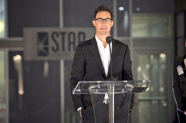 CWTheFlashINDO's tweet photo. The Flash 1x01 Stills http://t.co/cLJYK0H2ij
