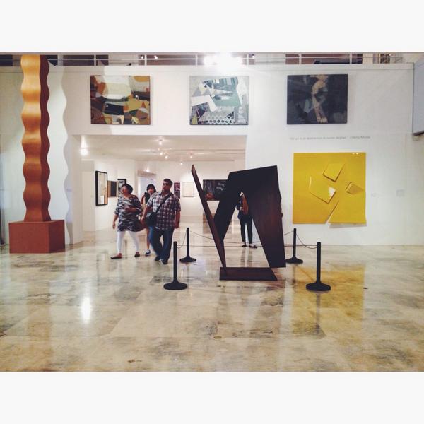 MetMuseumManila's tweet photo. Spend your Sunday here at the Met! Admission is free today! #MetOpen2014 http://t.co/6aEi75uP8H