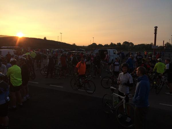 GoSkyRideDerby's tweet photo. Good luck to all the @Cycle_Derby #sportive riders, have fun and stay safe ! http://t.co/X7Kor9ExQ3