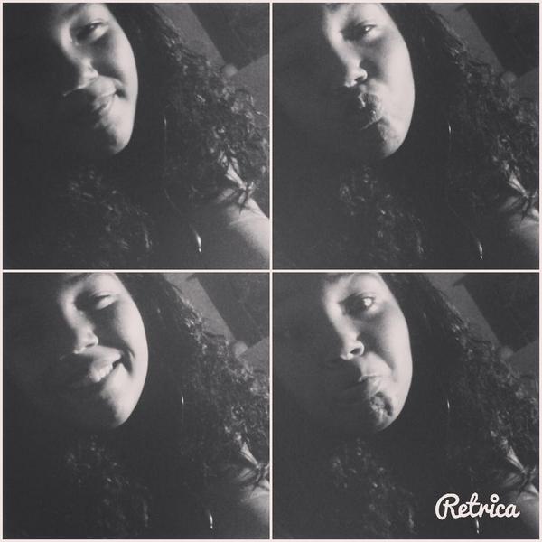 angm___'s tweet photo. Hahahah fotos de sabado http://t.co/EGbaa0Ph5Q