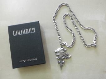 激レア品 Ff8の主人公スコールが身に着けていたスリーピング ライオンハート ネックレス入荷 超カッコイイです 日常で付けるもコスプレのアクセとして使用するもよし とりあえずデンデンが思うスコール名言を張り付けときます Http T Co