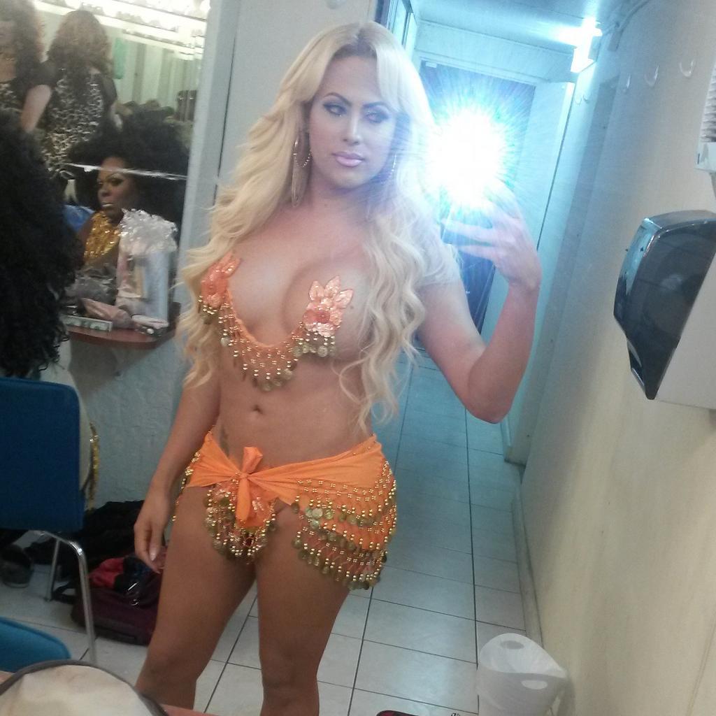 Venus cuellar on X: Body beautiful http:t.coCPCcbq39aP  X