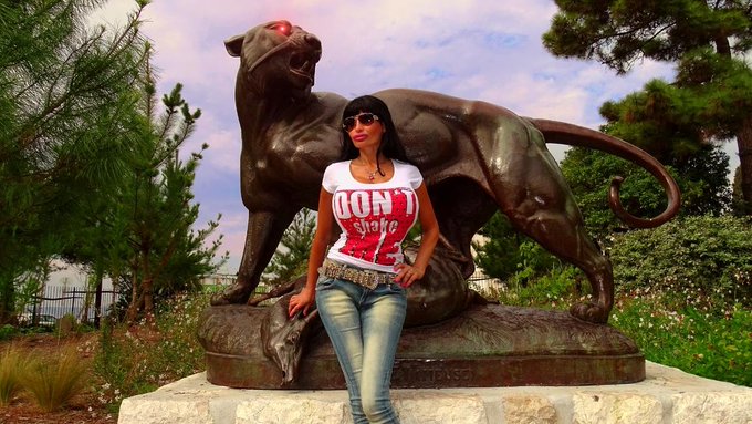 RRrrRrrr... 🌴☀️  #Panther #Nice #France http://t.co/GpTd2SSR1w<a href="/tag/panther"class="tags">#Panther</a><a href="/tag/nice"class="tags">#Nice</a><a href="/tag/france"class="tags">#France</a>