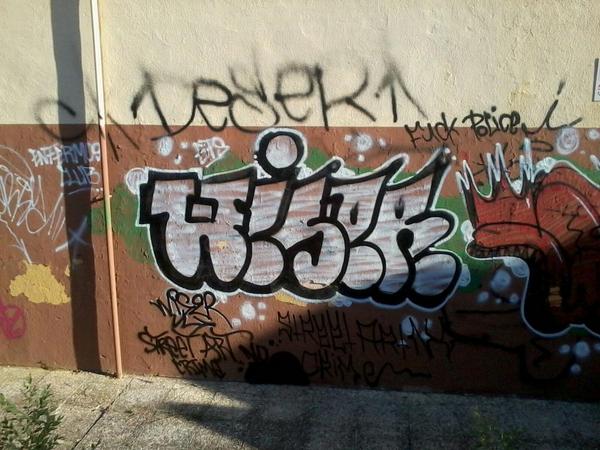 StrretArtToledo's tweet photo. @elAlejo23 Bombing. http://t.co/816zMtb19i