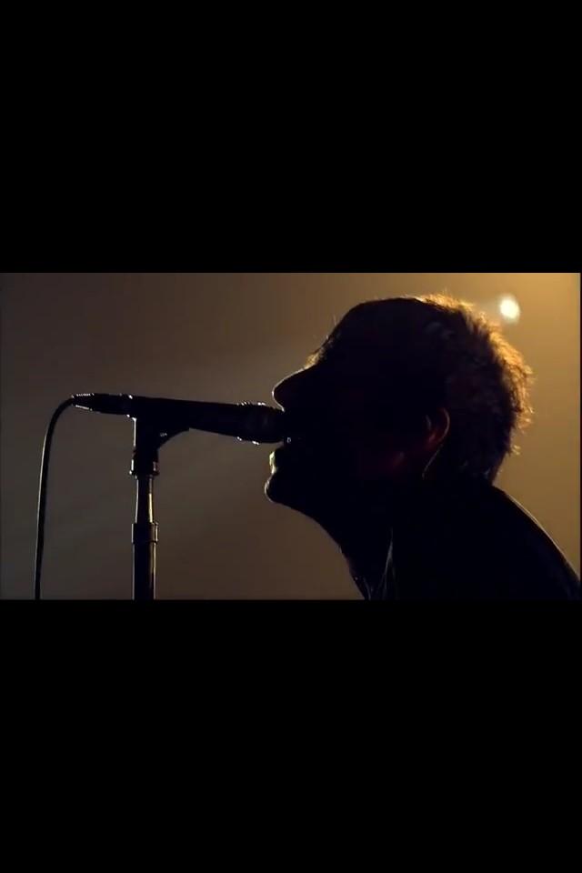 Happy birthday to the legendary Liam Gallagher! Live Forever 
