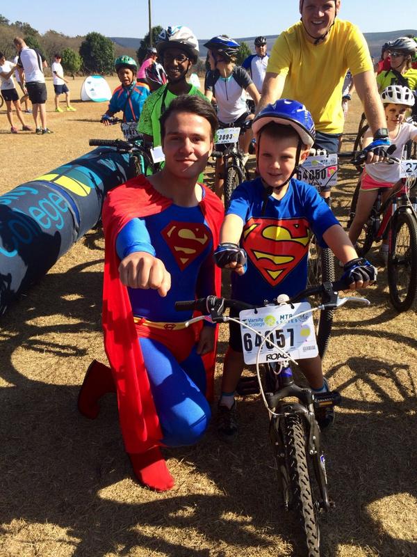VCMultiSeries's tweet photo. "Superman don't need no seat belt."
Muhammad Ali @Varsity_College #FunTimes here at #VCMultiSeries #PMBMammoths http://t.co/vqK1ehCYIT