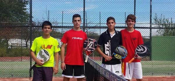 FranAranda3's tweet photo. III PRUEBA CIRCUITO PROVINCIAL DE MENORES CORDOBA 2014 @rolennpadel http://t.co/SLNRhR11YT