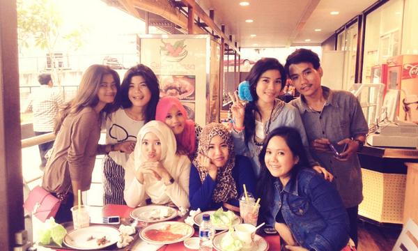 FM ! (@faannymalinda) on Twitter photo 