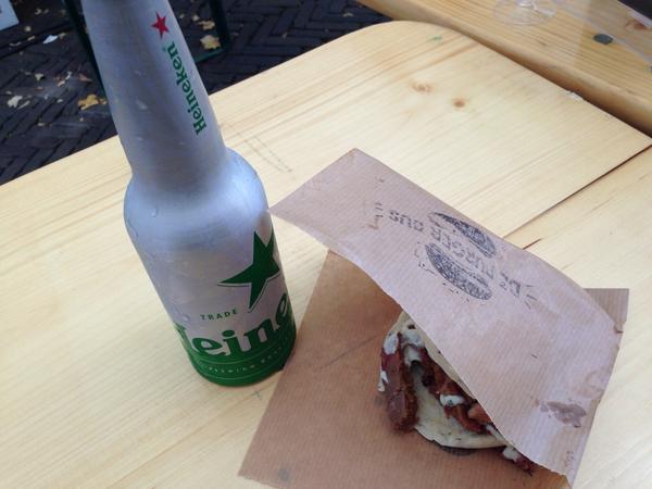 TrudyKwik's tweet photo. Dat was lekker @deburgerbus @Rrrollend #denhaag http://t.co/53Iiv4fM1i