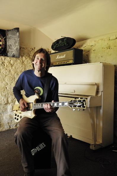 Happy 62nd Birthday Dave Gregory! 