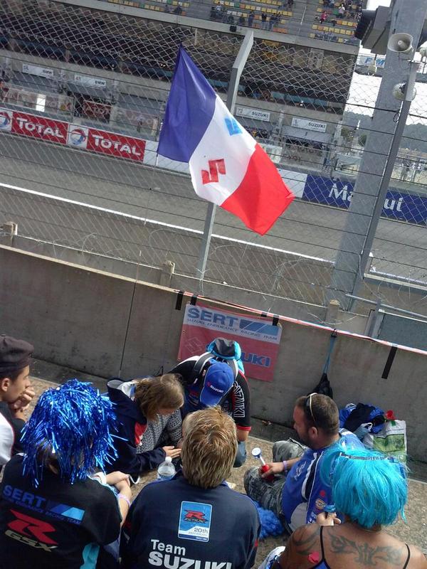 FANS_DU_SERT's tweet photo. Pour ceux qui veulent nous rejoindre http://t.co/98cun4Slv8