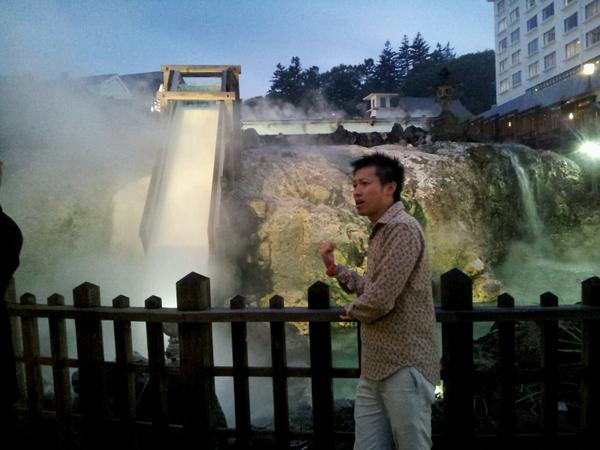 youheybuuuda's tweet photo. 男二人旅はチャラめなこいつと。 http://t.co/do1kewRu0J