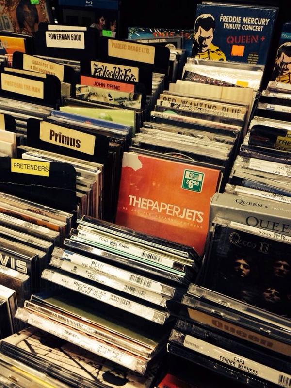 ThePaperJets's tweet photo. A diamond in the rough at @TheSoundGarden in #Baltimore. #ThePaperJets #WeAreAllStrangeFriends http://t.co/QjQbEUZwOL