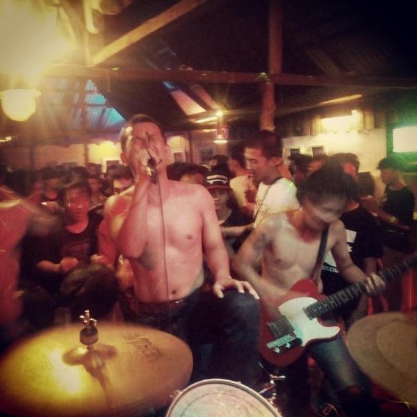 CALL ME PLANKTON tweet media