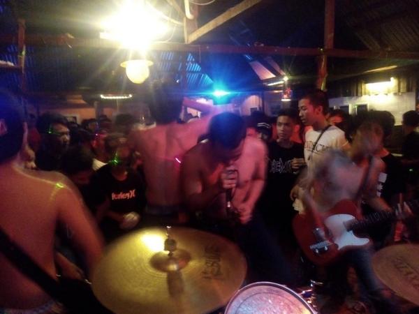 CALL ME PLANKTON tweet media