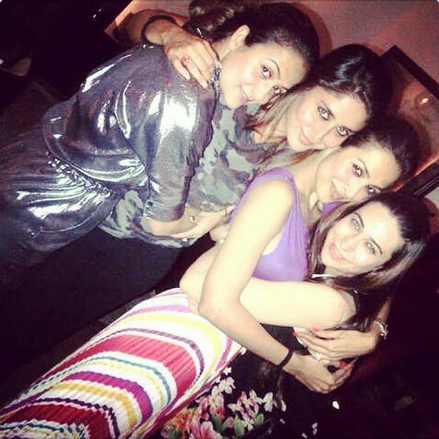 Malaika Arora posted this pic on her instagram to wish Kareena Kapoor Happy Birthday ......  