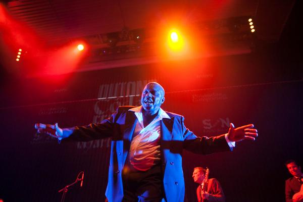 Grandes onte Sonny Knight&amp;The Lakers, TT Syndicate e The Lákazans!  #outonocodax #conciertazo