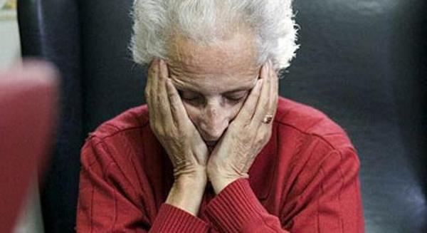 A3Noticias's tweet photo. #DiaMundialdelAlzheimer Los expertos alertan de que el 80% de los enfermos leves no lo sabe http://t.co/zmyEcJwfJk http://t.co/Pu4RMTUfUL