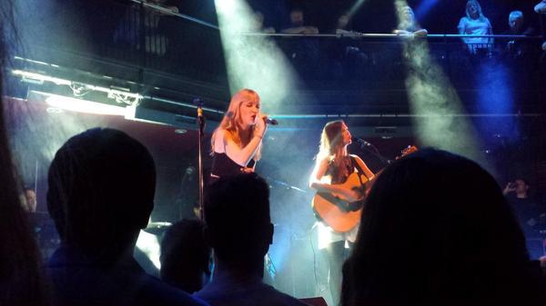 SarahFrank21's tweet photo. #thepiercestour @ThePiercesMusic at Gateshead, great night :0) http://t.co/vF6w4834yr