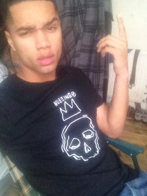 RICHH552's tweet photo. @Ryan_Hawaii 🙌🙌 with that fresh #nubeing http://t.co/uhzbfECMzE