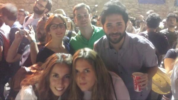paxxu_'s tweet photo. un año más en la mejor compañía @_MariadelaO http://t.co/XMwfgYFpfs