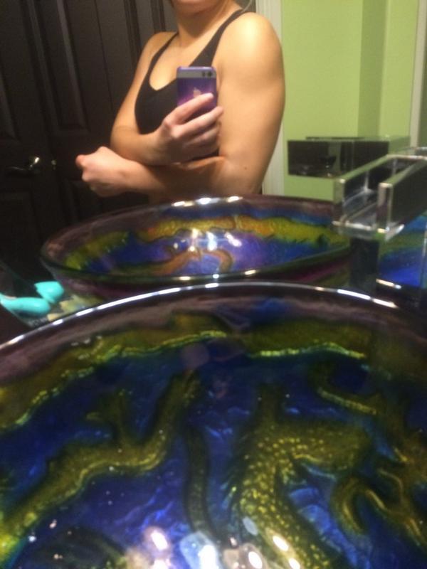 Kirstenfitness's tweet photo. Hey there beautiful 😍 #armslip http://t.co/V8w86L4y0S