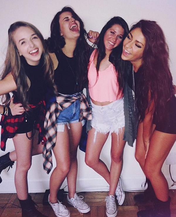 Had fun with these gals last night. They my baes. #Smile ❤️❤️
