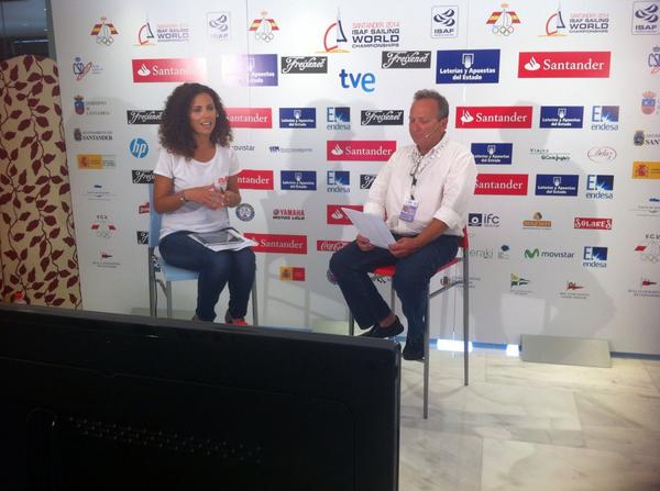 Recordaros que nos acompaña de nuevo en #elMundialEnDirecto #RafaelGonzález,comentando <a href="/nacra17class/">Nacra17class</a> <a href="/SANTANDER2014ES/">SANTANDER2014 VELA</a>